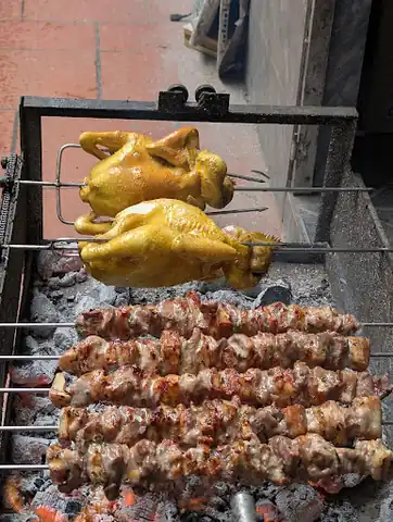 Gà ri nướng than hoa mật ong
